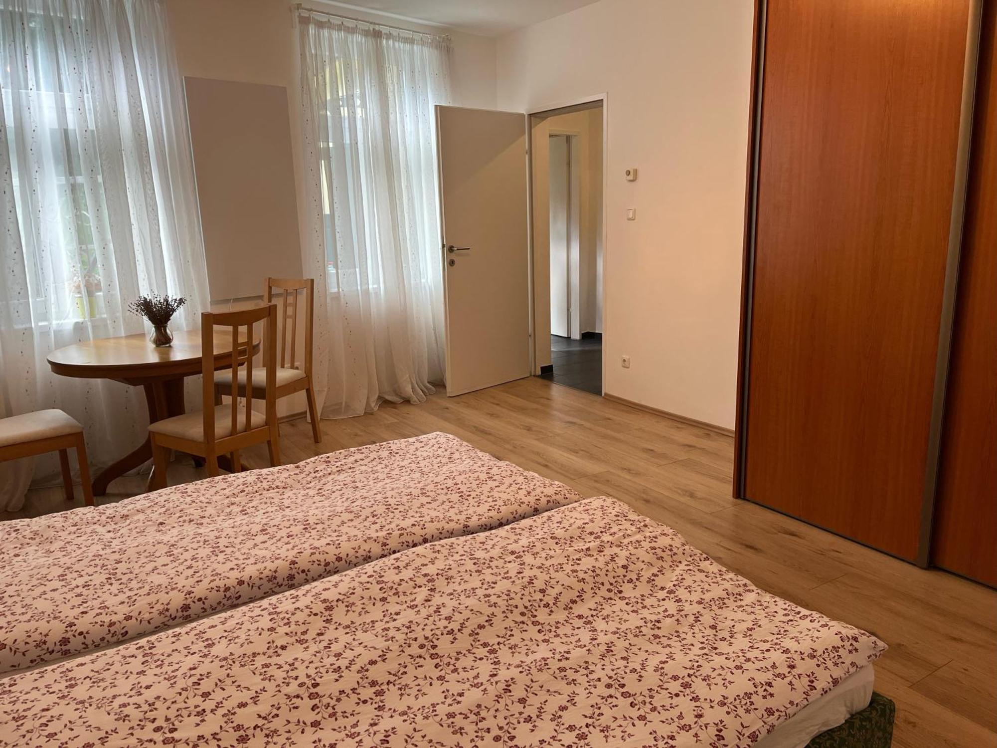 Schoene Wohnung Im Helenental 巴登 外观 照片